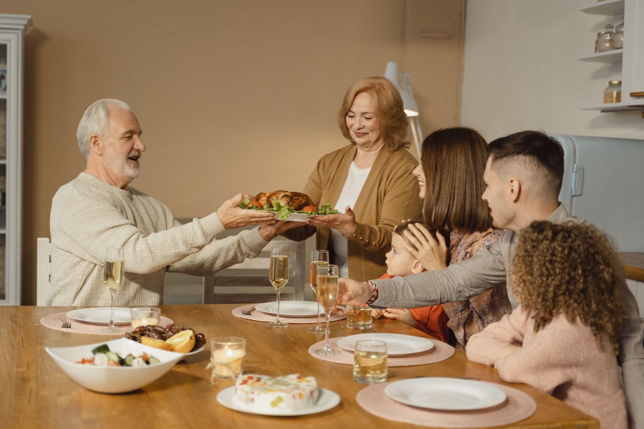 Family during Thanksgiving 2022 dinner